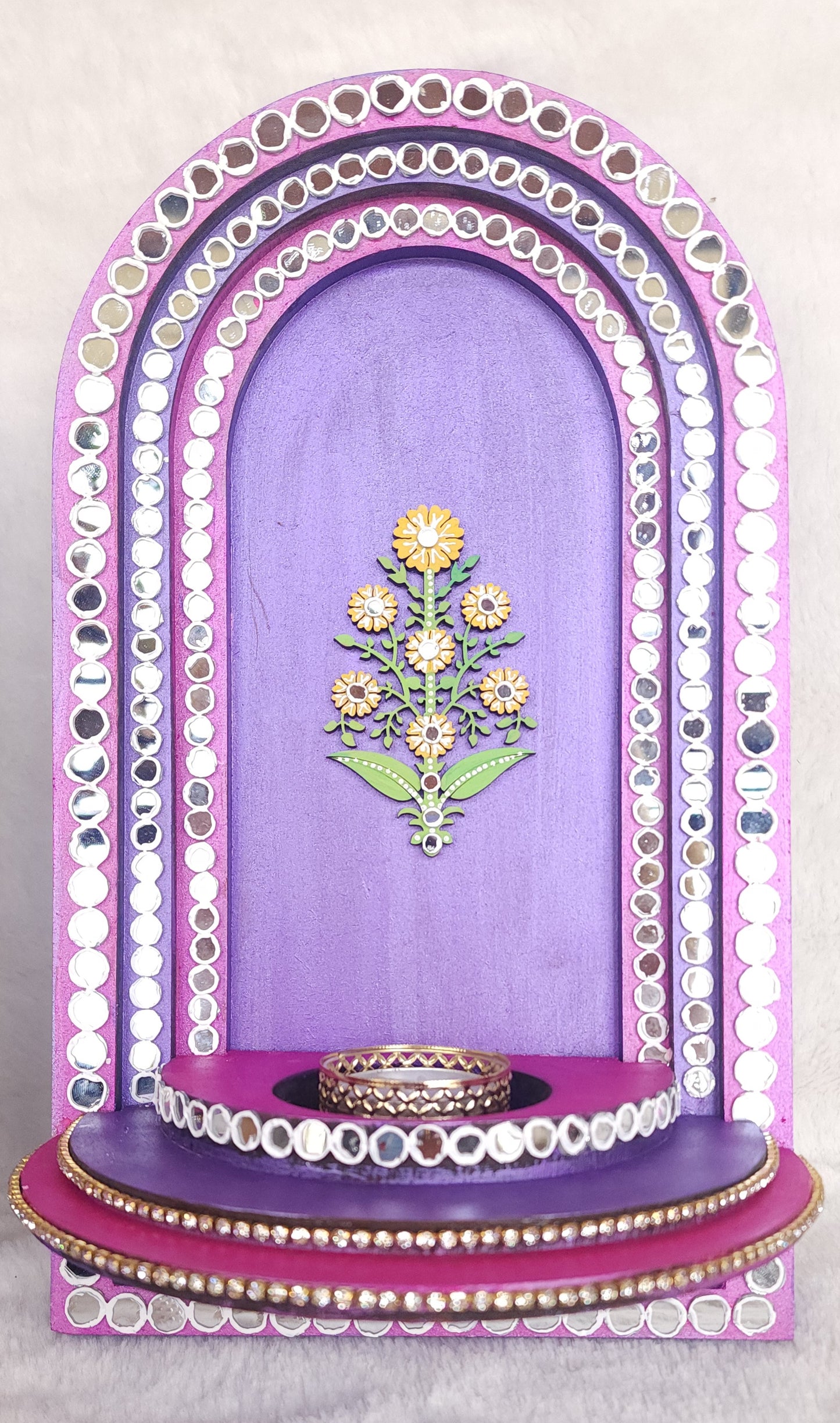 Wall Decor Tea Light Holder Cum Wall Sconce